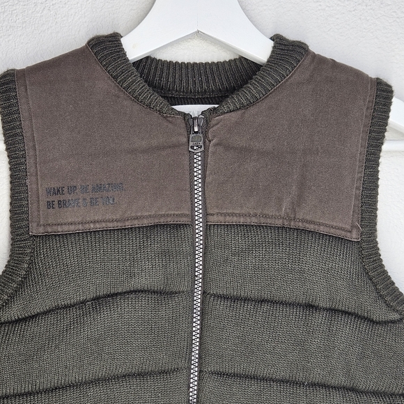 Zara Kids Olive Green Knit Vest, Boys Size‎ 8-9 - Picture 2 of 7